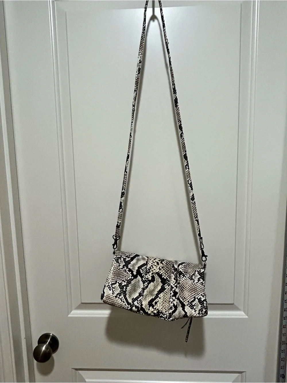 Jessica Simpson Snake Print Crossbody Bag like new. Keychain & card holder too